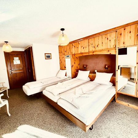 Hotel Old Jnn Klosters Eksteriør billede