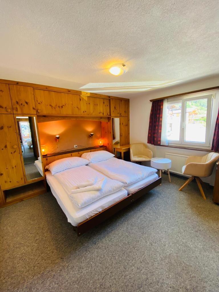 Hotel Old Jnn Klosters Eksteriør billede
