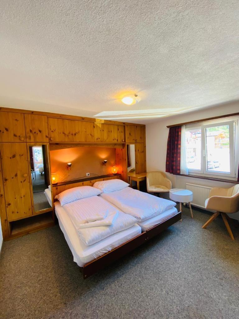 Hotel Old Jnn Klosters Eksteriør billede