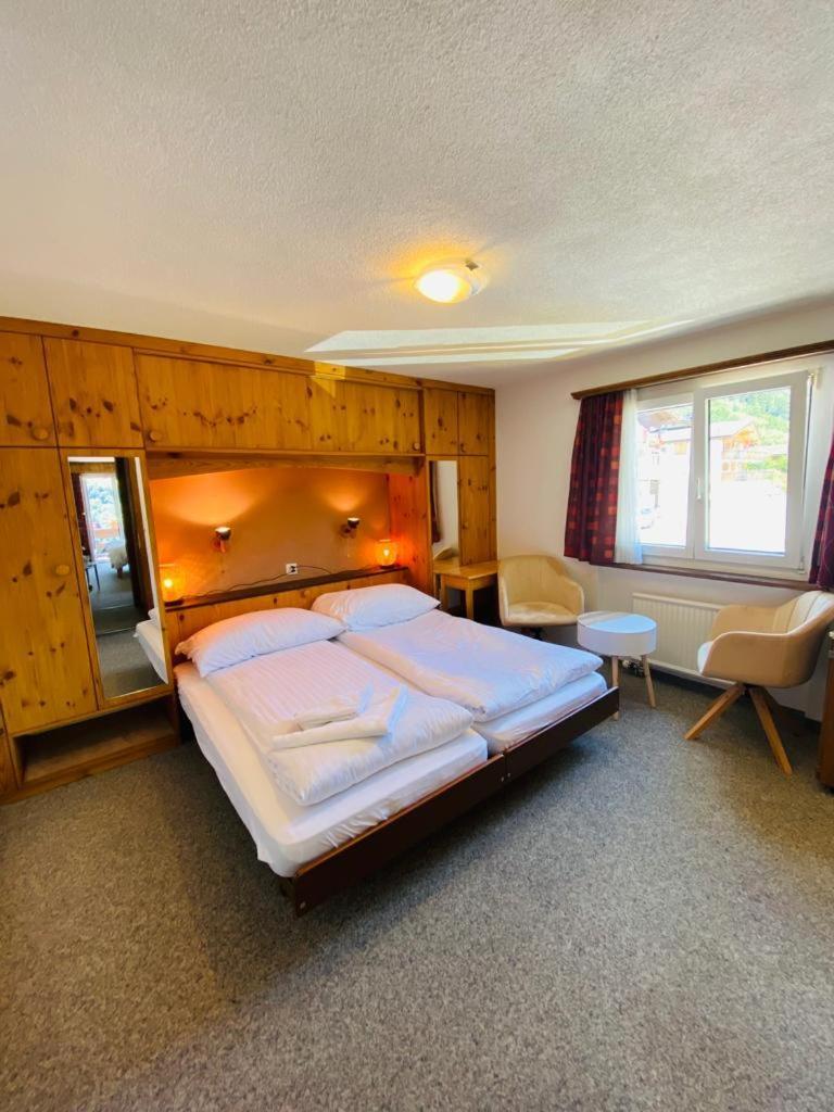 Hotel Old Jnn Klosters Eksteriør billede