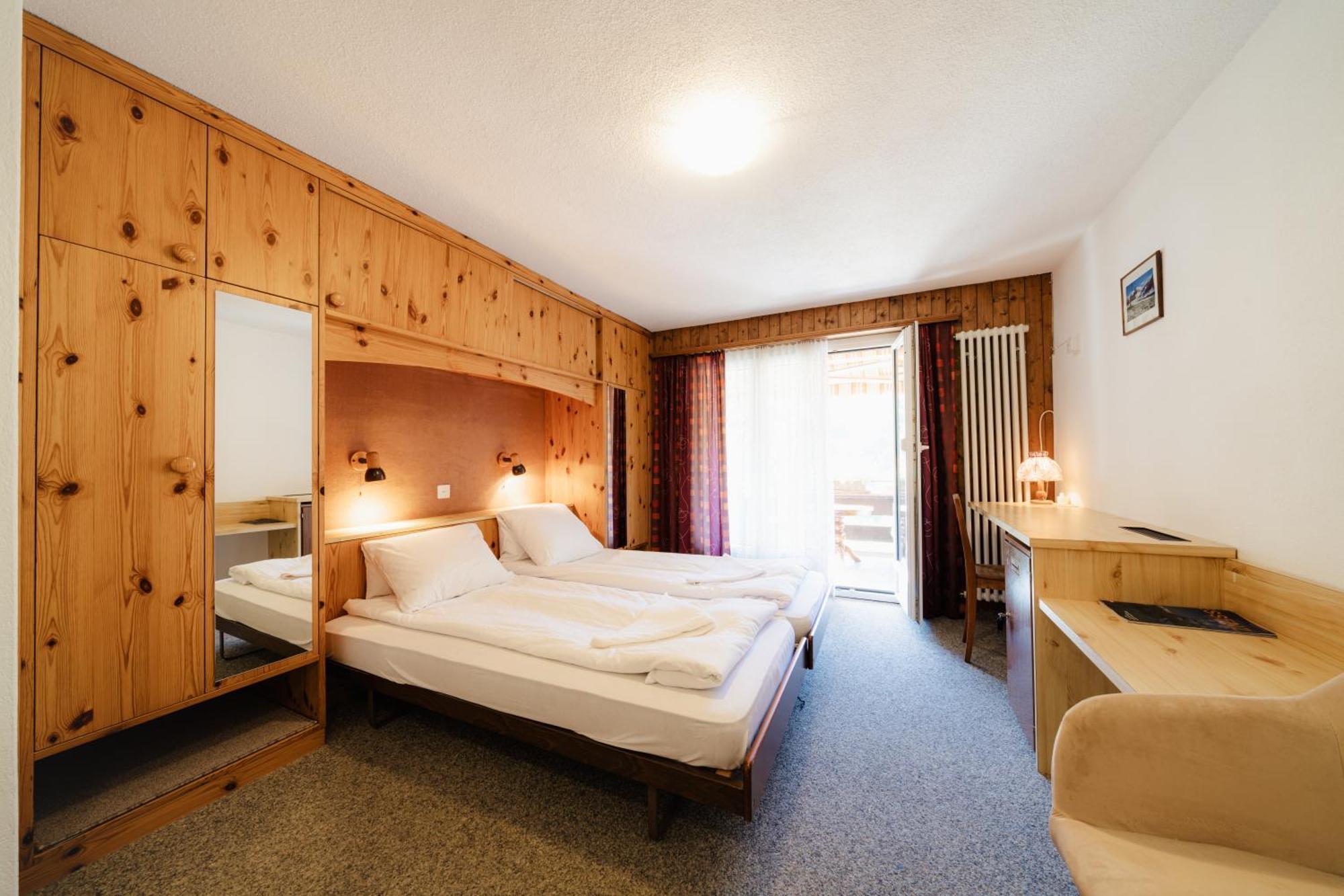 Hotel Old Jnn Klosters Eksteriør billede