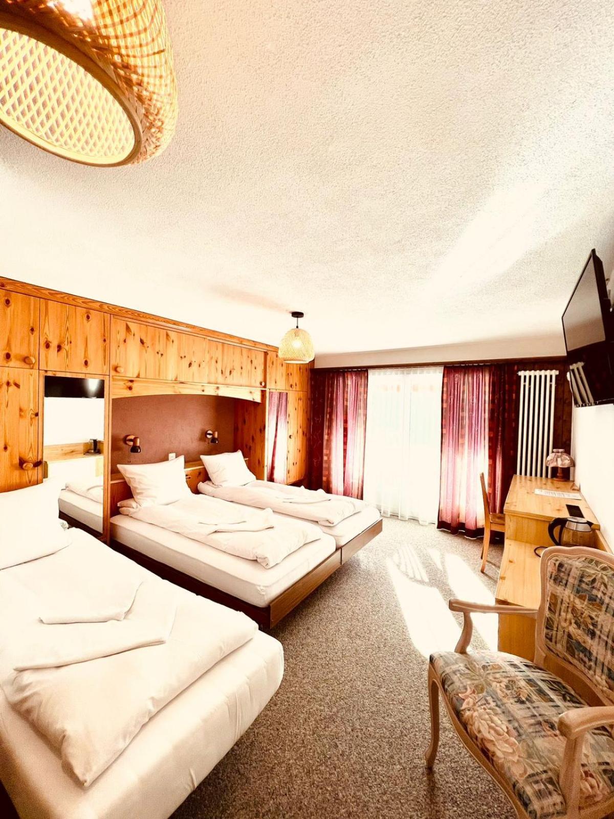 Hotel Old Jnn Klosters Eksteriør billede